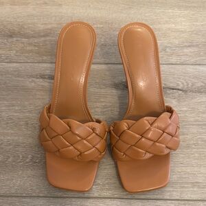 Women's Tan Braided Slide Sandals